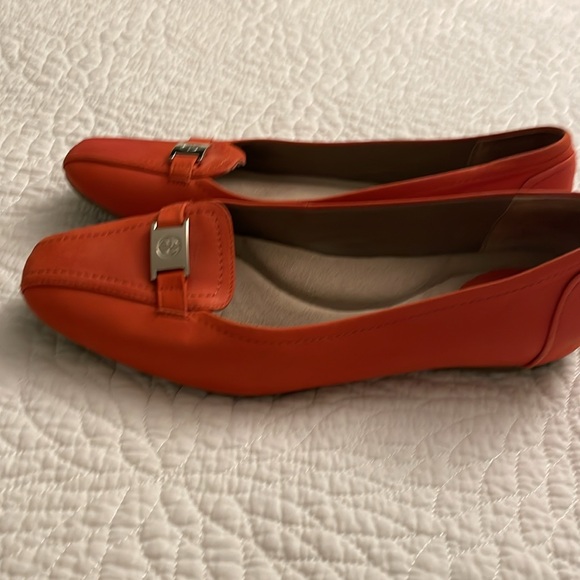 Giani Bernini Memory Foam Women’s Leather Loafers Size 8.5 - Picture 2 of 4